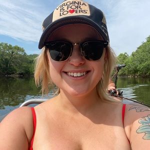 Meet your Posher, Kelsey